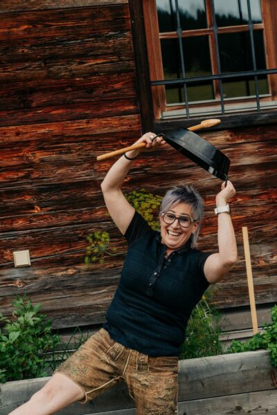 Holdahüttn Wirtin Oststeiermark Almenland